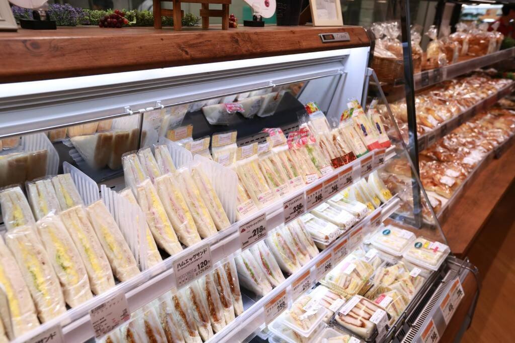 Sanacion Motomachi 7 なんばで150平米の広々空間 最大14名 Netflix見れます Lejlighed Osaka Eksteriør billede